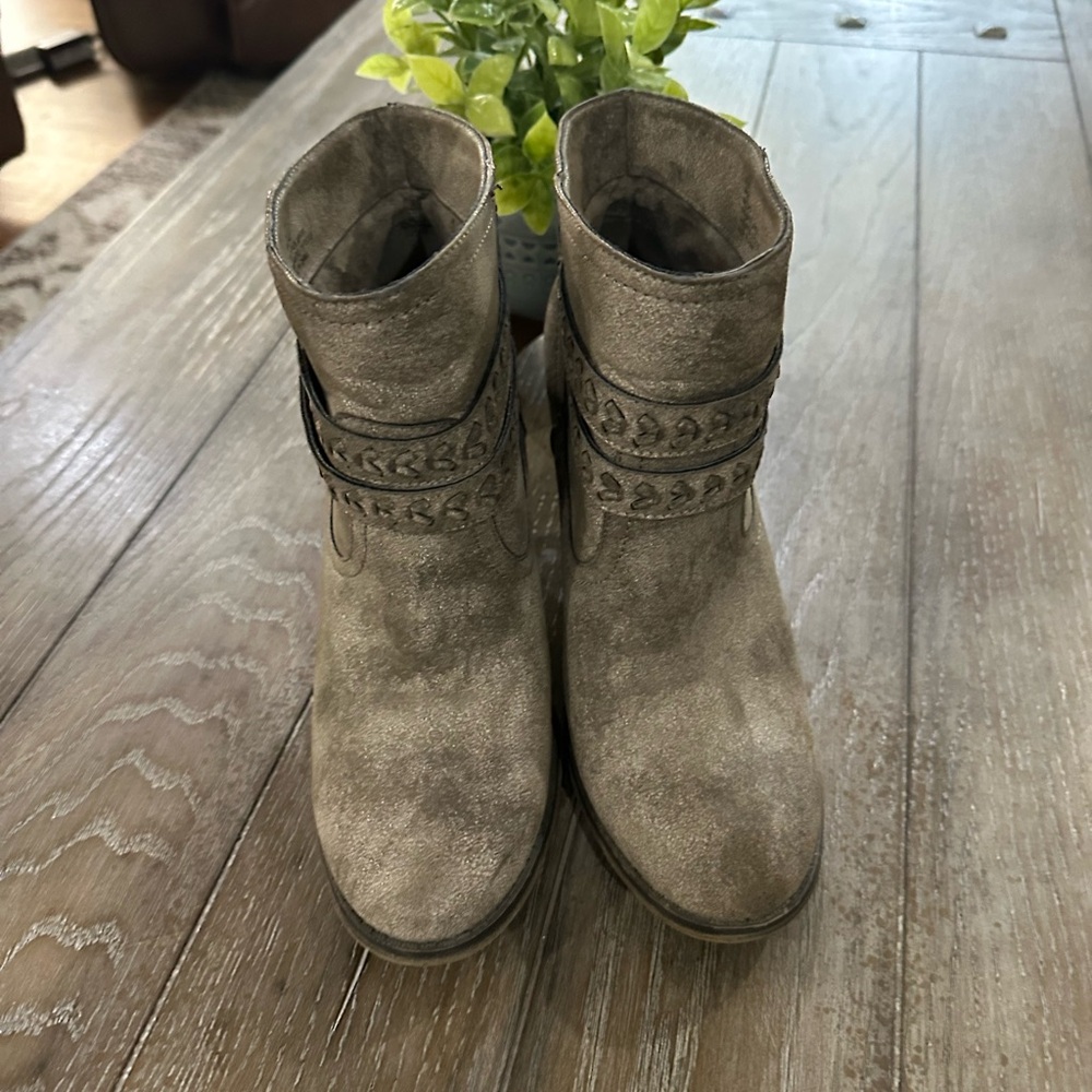 MIA Stone Ankle Boots with Braided Accents - Picture 6 of 14